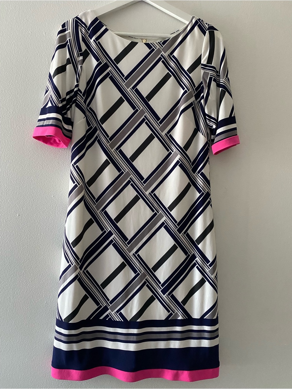 Vince Camuto White Shift Dress with Navy Geometric Stripes & Pink Trim